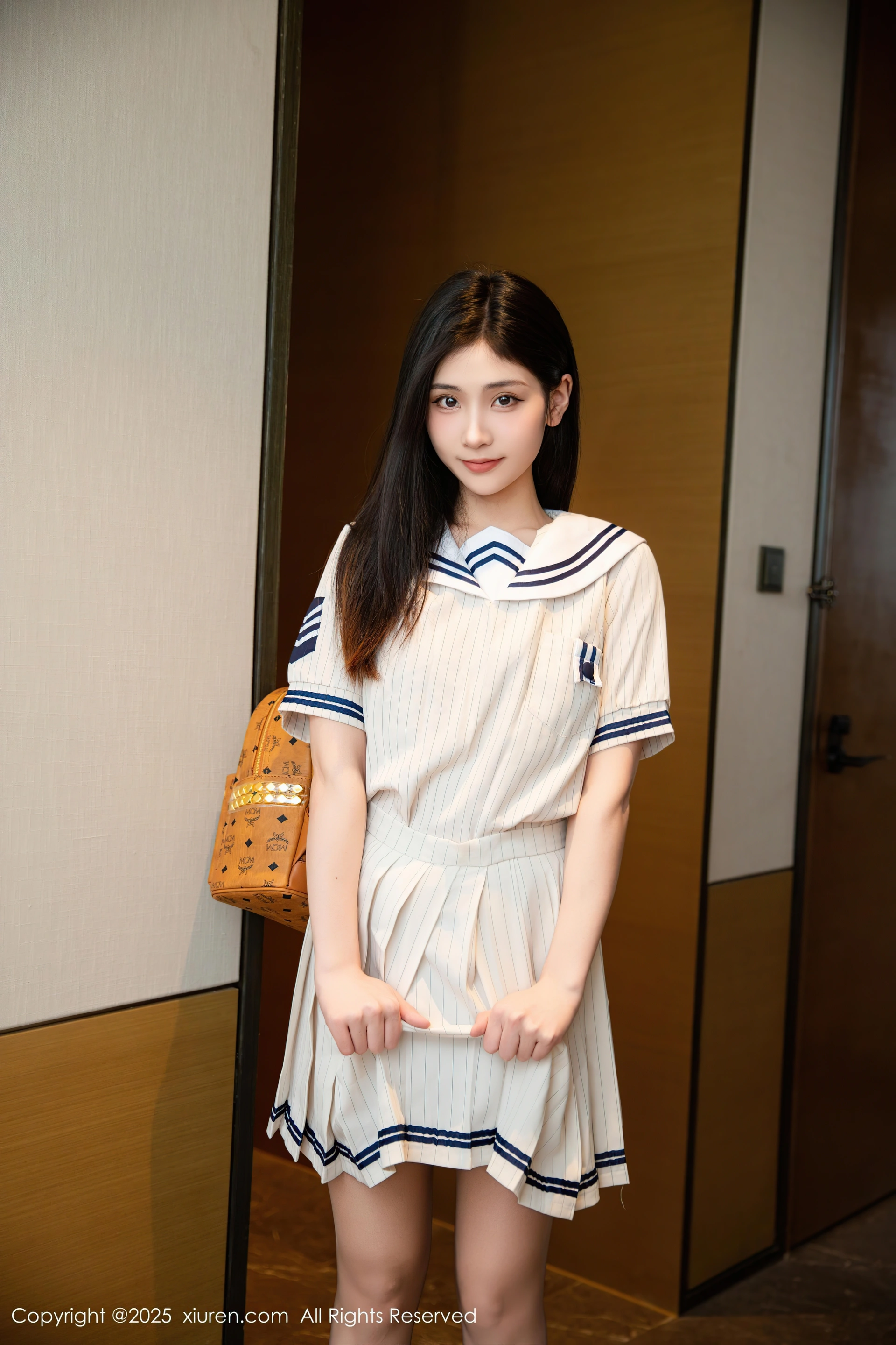[Xiuren秀人网]2025.02.27 NO.9942 刘婷婷 2